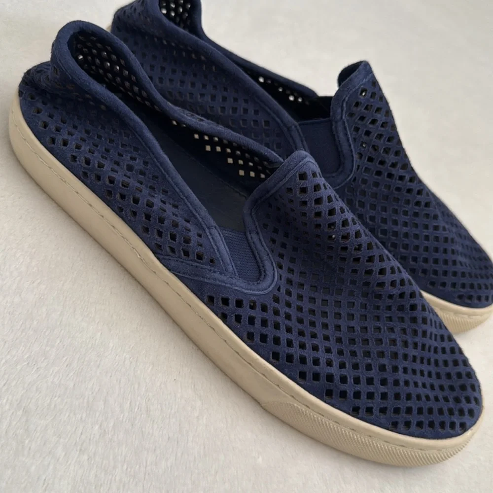 Tory Burch | Jesse Perforated Suede Slip On Flat Sneakers Shoes Navy Blue (7) - Picture 2 of 16